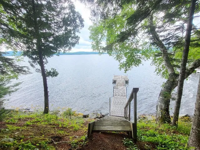 $649,900 | 110 Lakeside Lodges Road, Rangeley, ME 04970