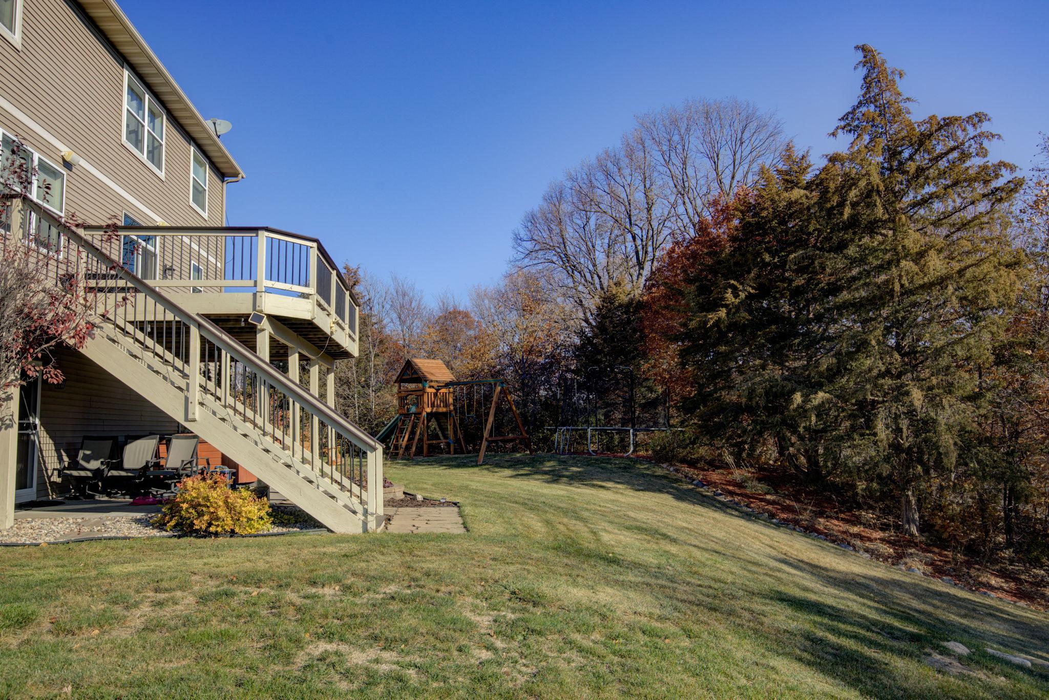 1805 Red Oak Ridge Carver, MN 55315 - Photo 12 of 34 Gallery Image 12