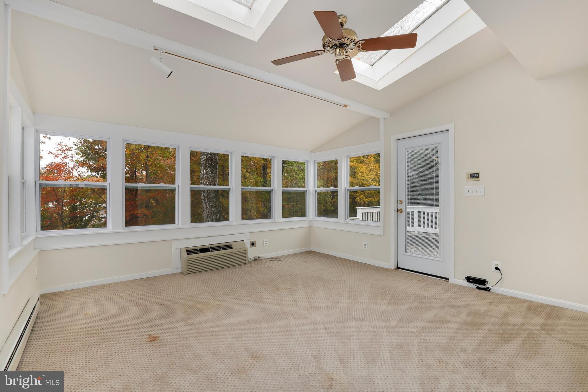 8440 Rushing Creek Court Springfield, VA 22153 - Photo 22 of 74 Gallery Image 22