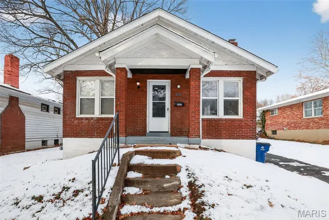 $119,900 | 8305 Garfield Avenue, St. Louis, MO 63114