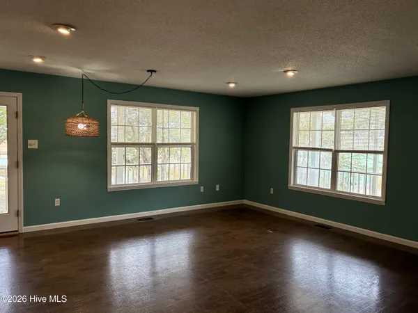 $2,000 | 3825 C Street Southeast, Bolivia, NC 28422
