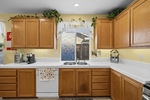 $755,888 | 1758 River Oaks Circle, Fairfield, CA 94533
