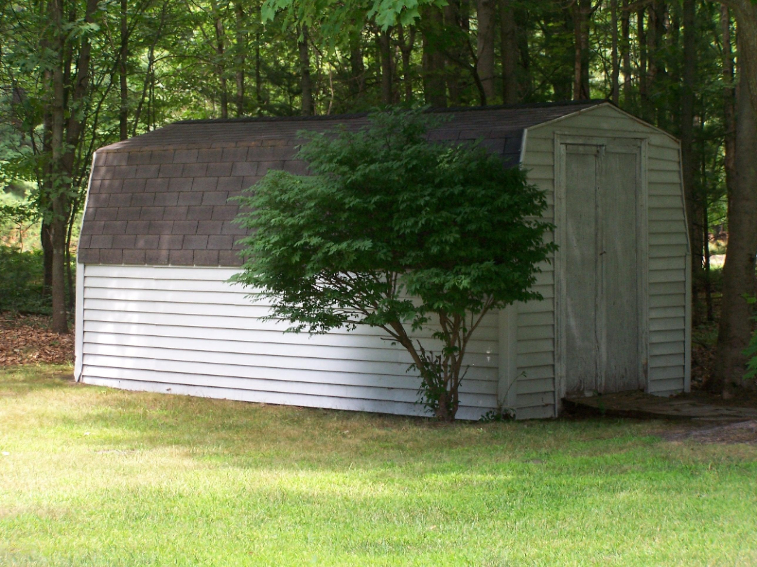 2103 North Peterson Road Muskegon, MI 49445 - Photo 35 of 38 101_0254