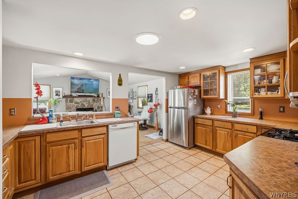 150 North French Road Amherst, NY 14228 - Photo 4 of 21