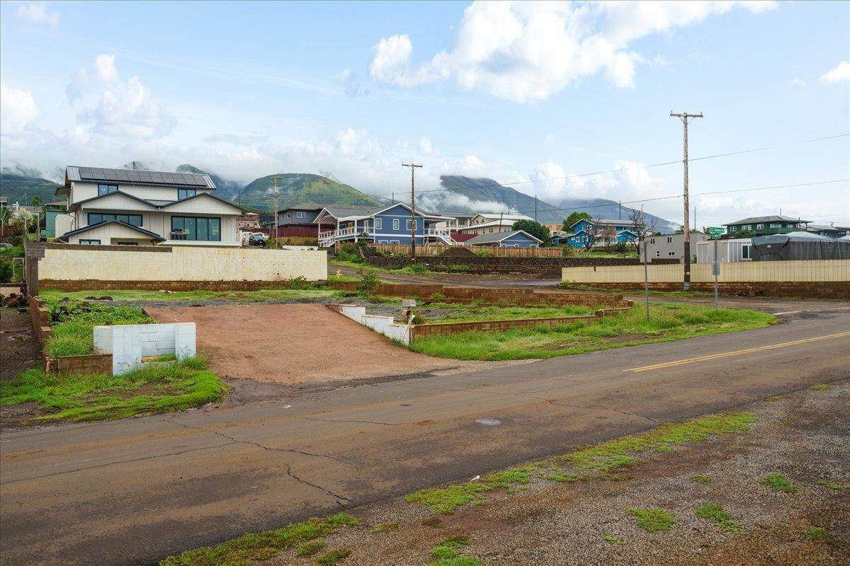1560 Ainakea Road Lahaina, HI 96761 - Photo 13 of 25 a view of a swimming pool