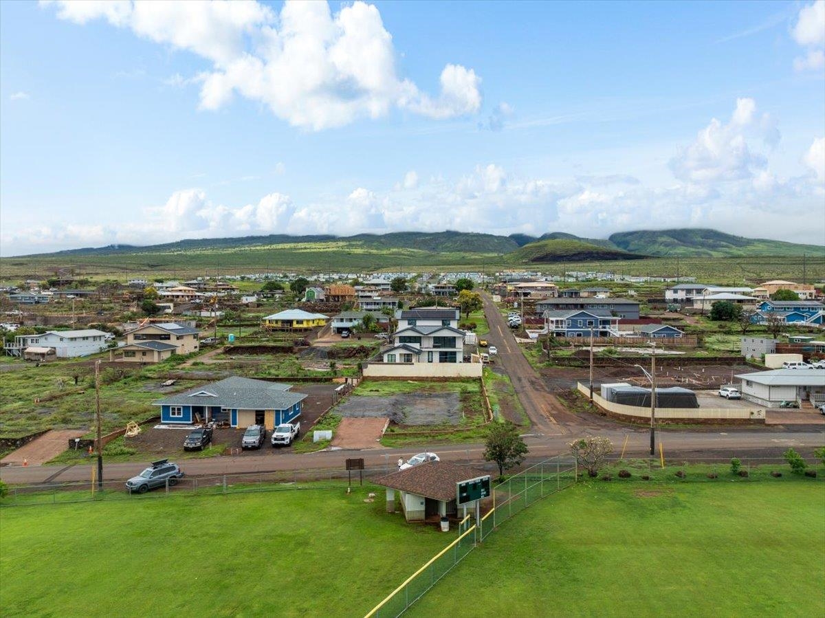 1560 Ainakea Road Lahaina, HI 96761 - Photo 7 of 25 a view of a city