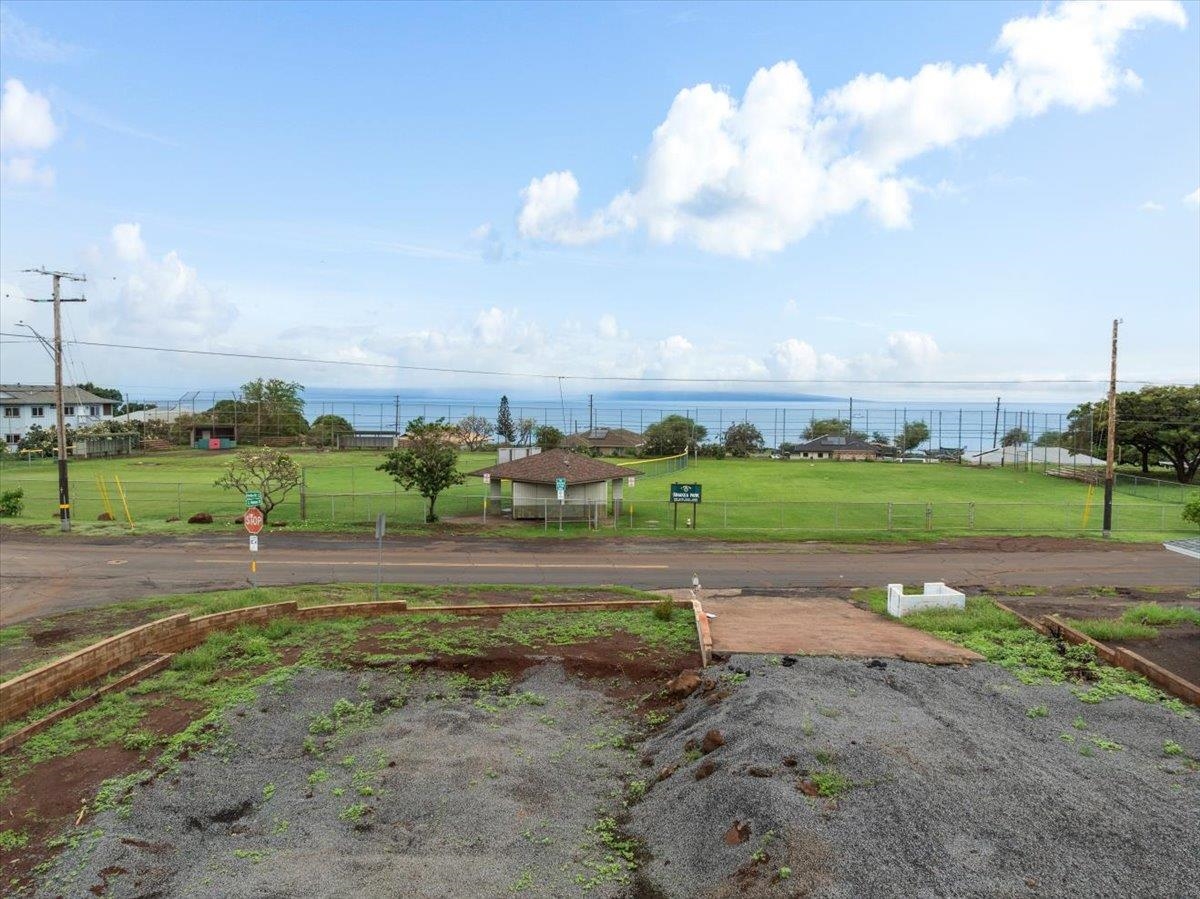 1560 Ainakea Road Lahaina, HI 96761 - Photo 9 of 25 a view of a terrace