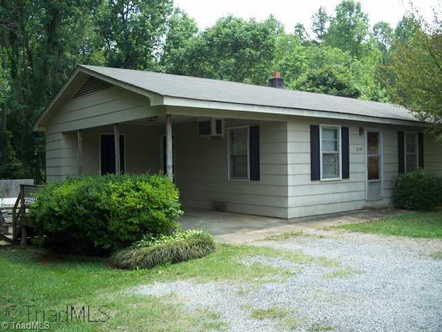 2048 Allred Road Lexington, NC 27292 - Photo 1 of 9 Exterior Front.