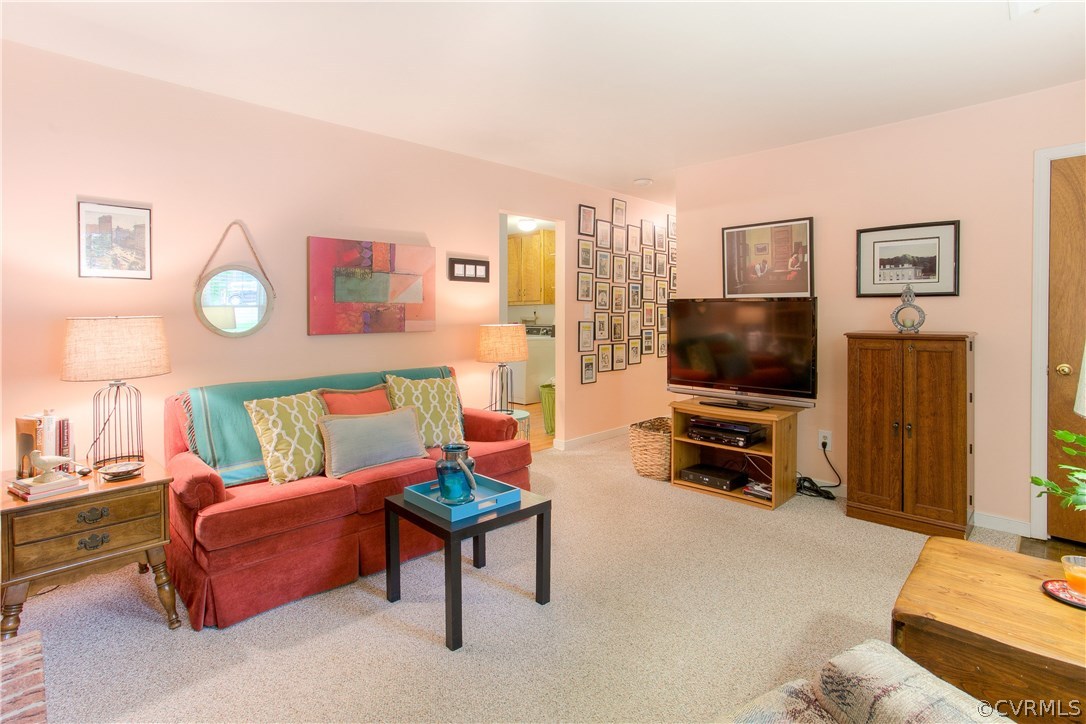 1526 Rayburn Road Richmond, VA 23235 - Photo 4 of 14 Gallery Image 4