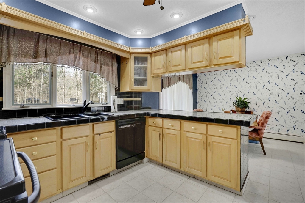 80 Russellville Road Southampton, MA 01073 - Photo 10 of 42