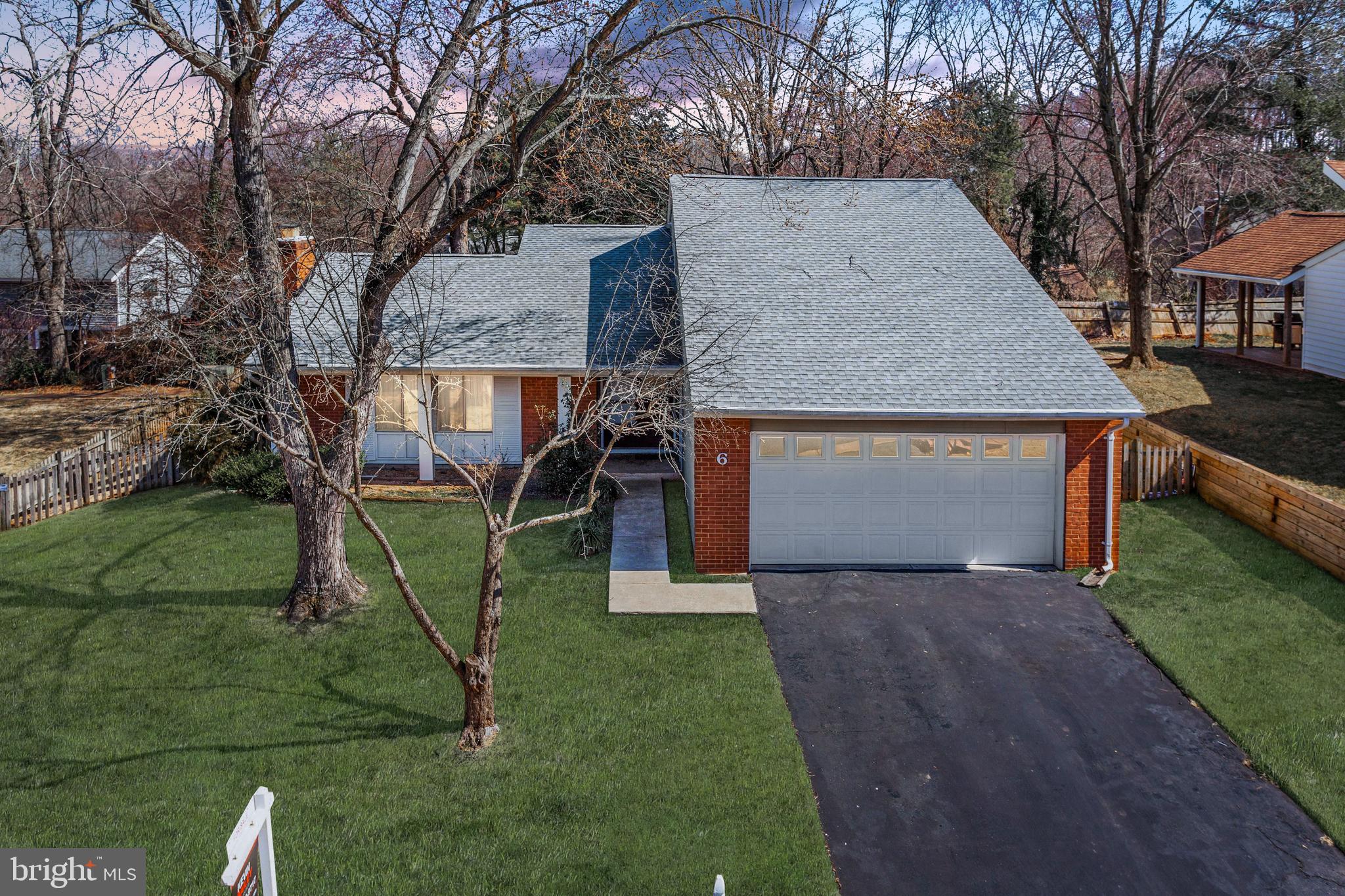 6 Greencastle Road Sterling, VA 20164 - Photo 1 of 27 Gallery Image 1