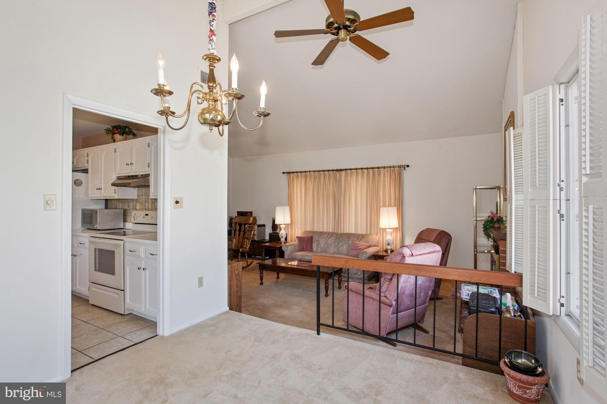6 Greencastle Road Sterling, VA 20164 - Photo 11 of 27 Gallery Image 11