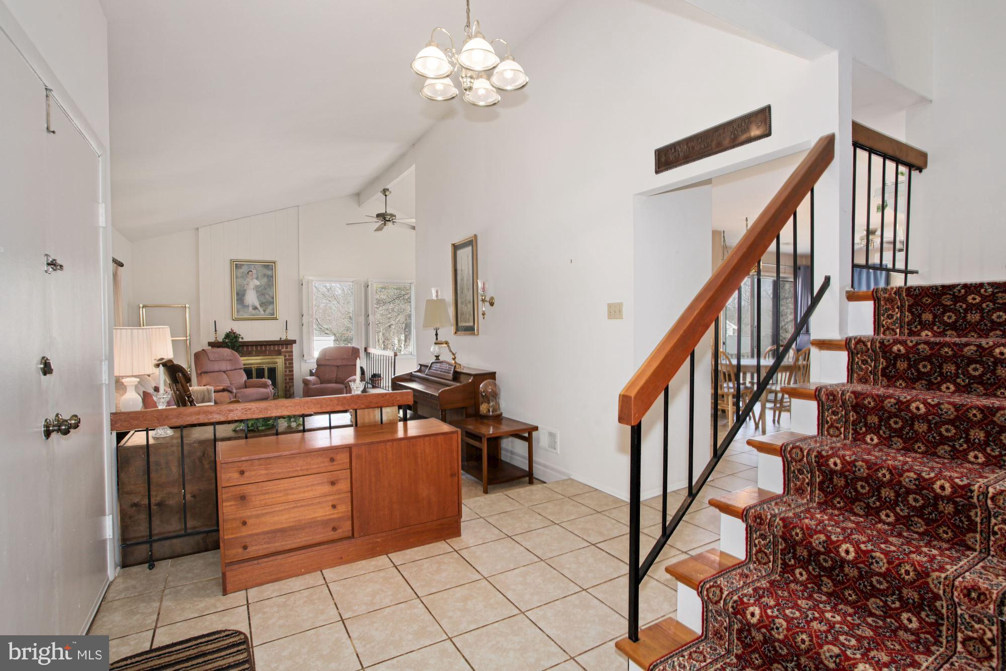 6 Greencastle Road Sterling, VA 20164 - Photo 13 of 27 Gallery Image 13