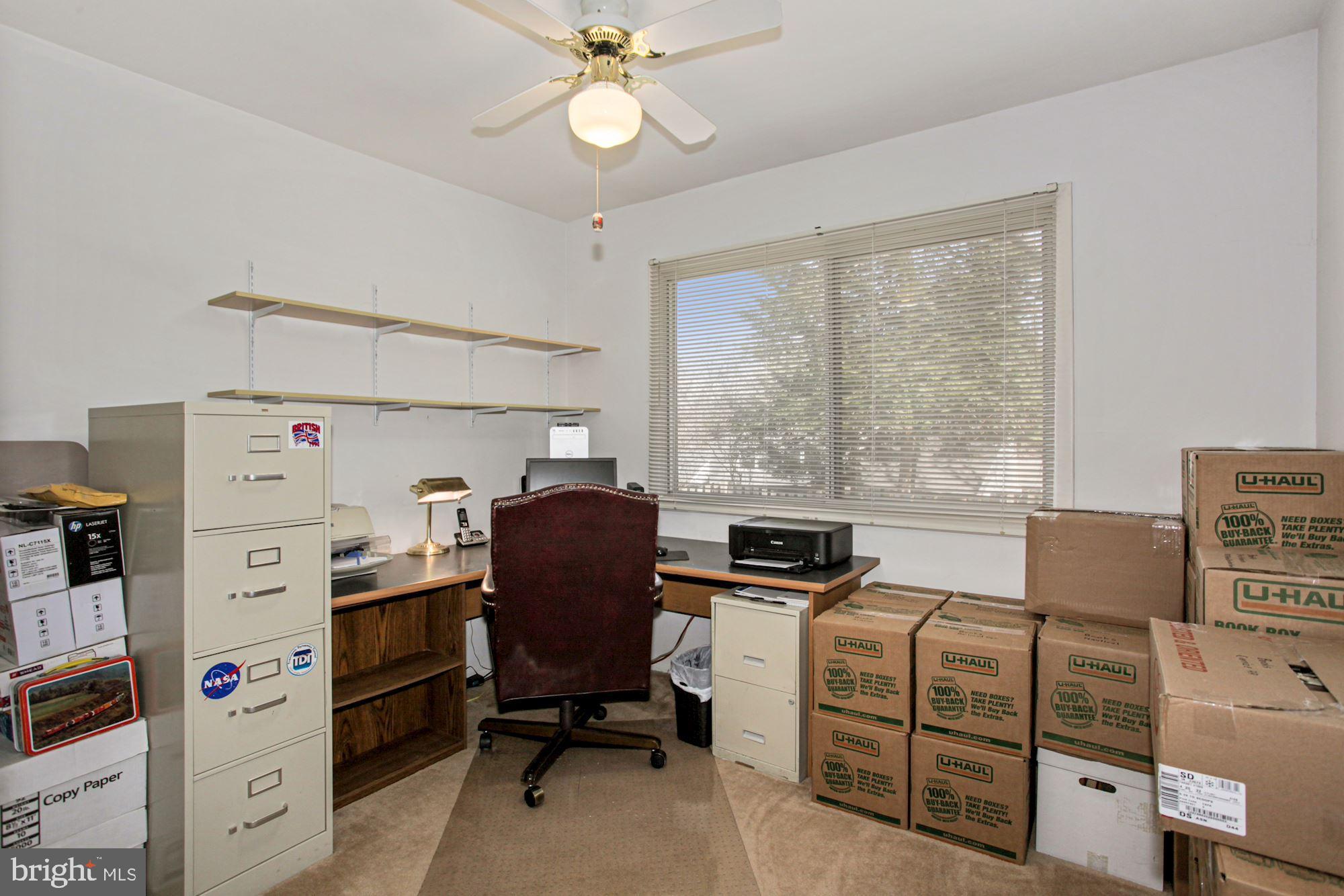 6 Greencastle Road Sterling, VA 20164 - Photo 21 of 27 Gallery Image 21