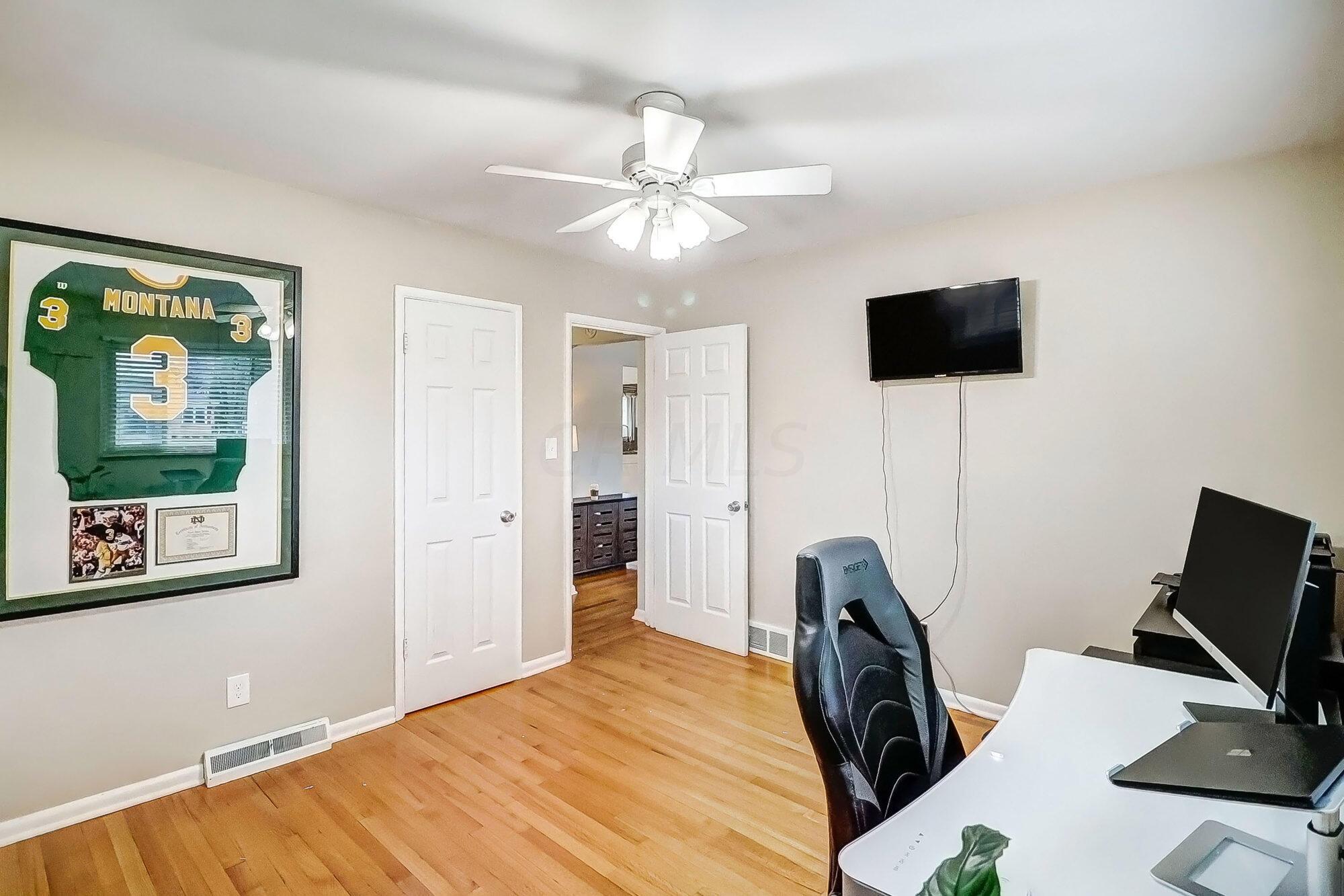 2340 Cranford Road Columbus, OH 43221 - Photo 21 of 39 021