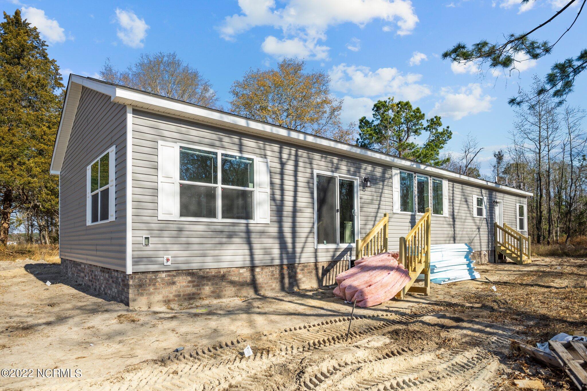 436 Ludie Brown Road Chinquapin, NC 28521 - Photo 4 of 22 18-web-or-mls-DSC08560