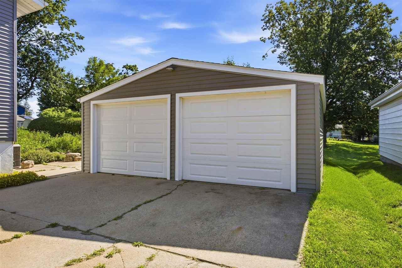 123 Edgewood Road Southwest Cedar Rapids, IA 52404 - Photo 27 of 33 Gallery Image 27