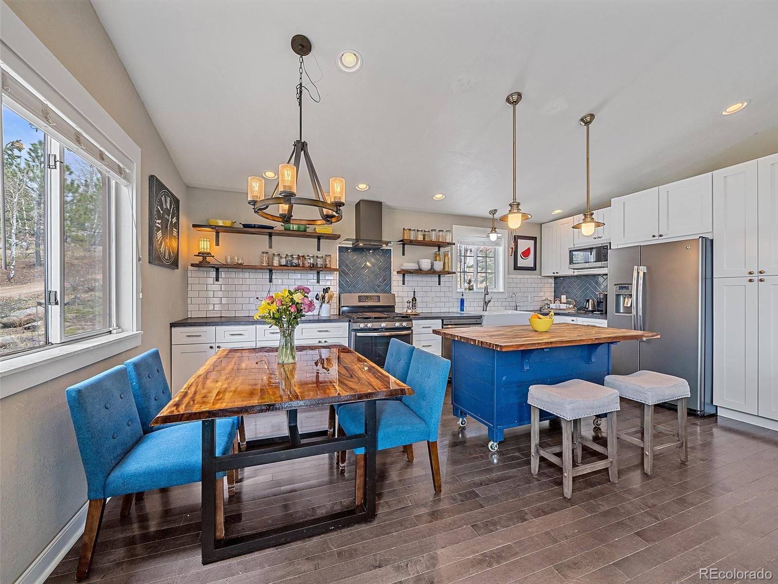 26801 Hilltop Road Evergreen, CO 80439 - Photo 10 of 32 Gallery Image 10