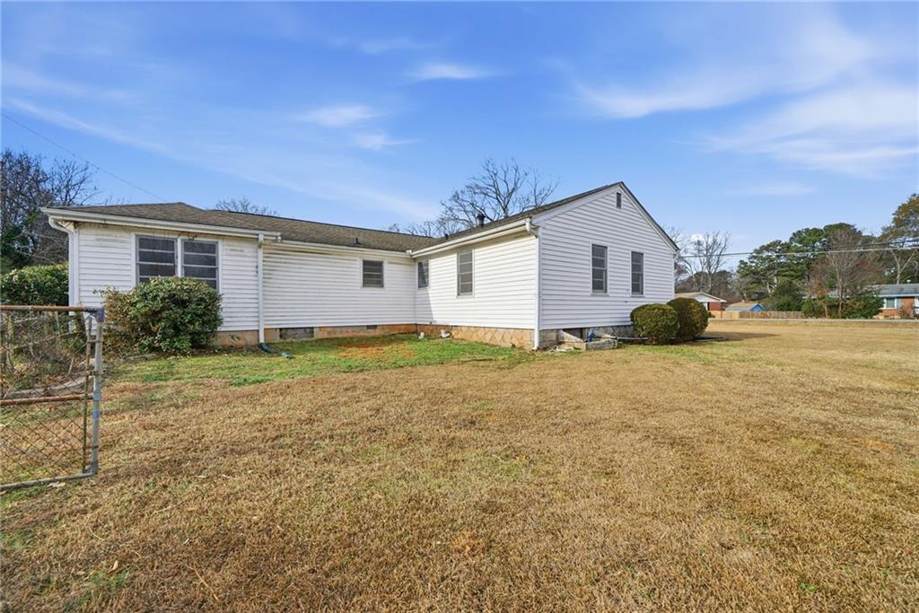 1655 Lucelle Avenue Southwest Stone Mountain, GA 30087 - Photo 33 of 42