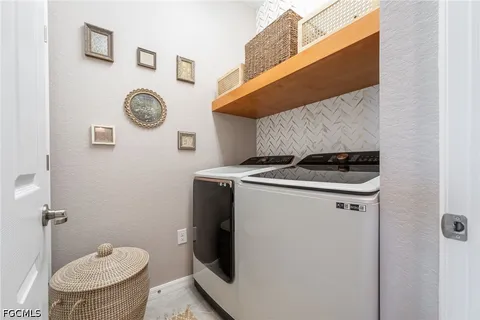 $429,900 | 12027 Hawthorn Lake Drive, Unit 202, Fort Myers, FL 33913