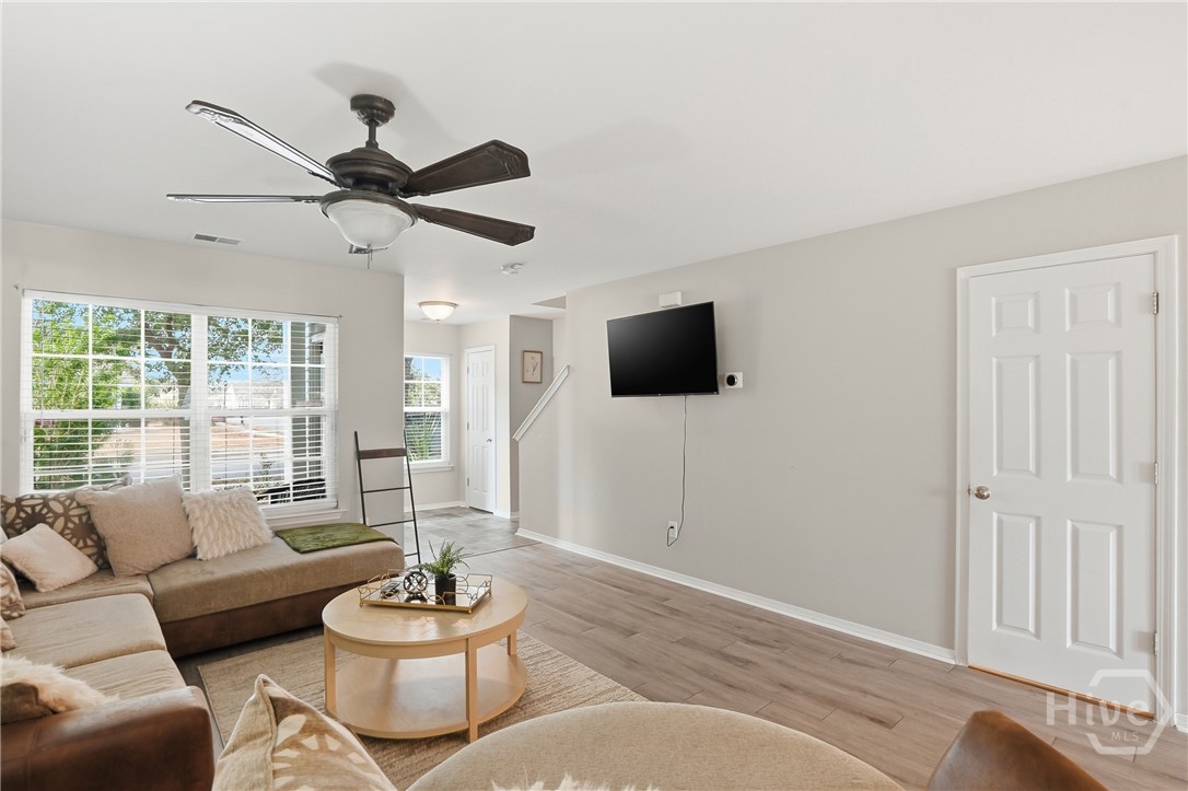 61 Timber Crest Court Savannah, GA 31407 - Photo 14 of 29