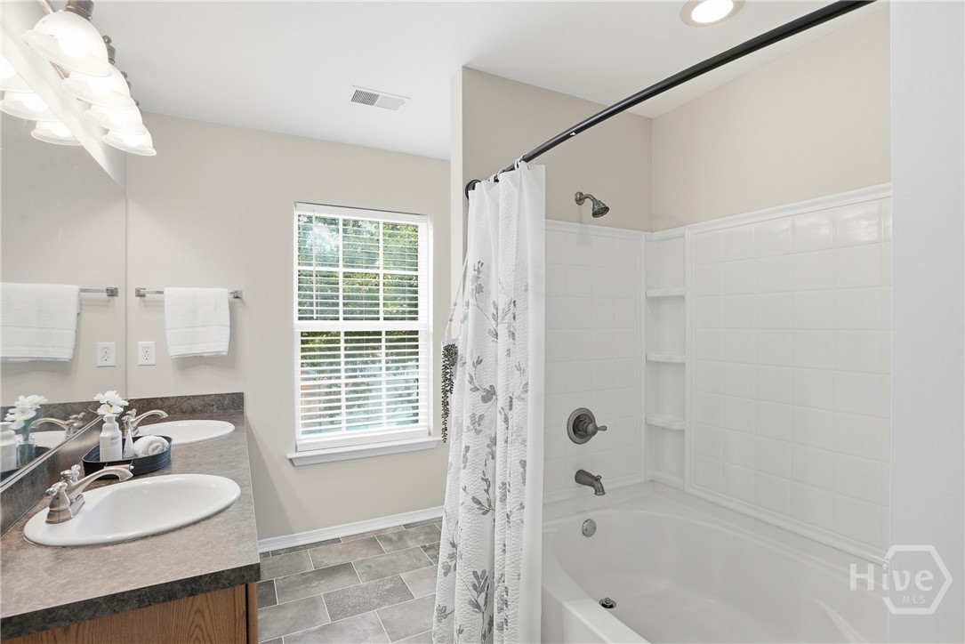 61 Timber Crest Court Savannah, GA 31407 - Photo 19 of 29