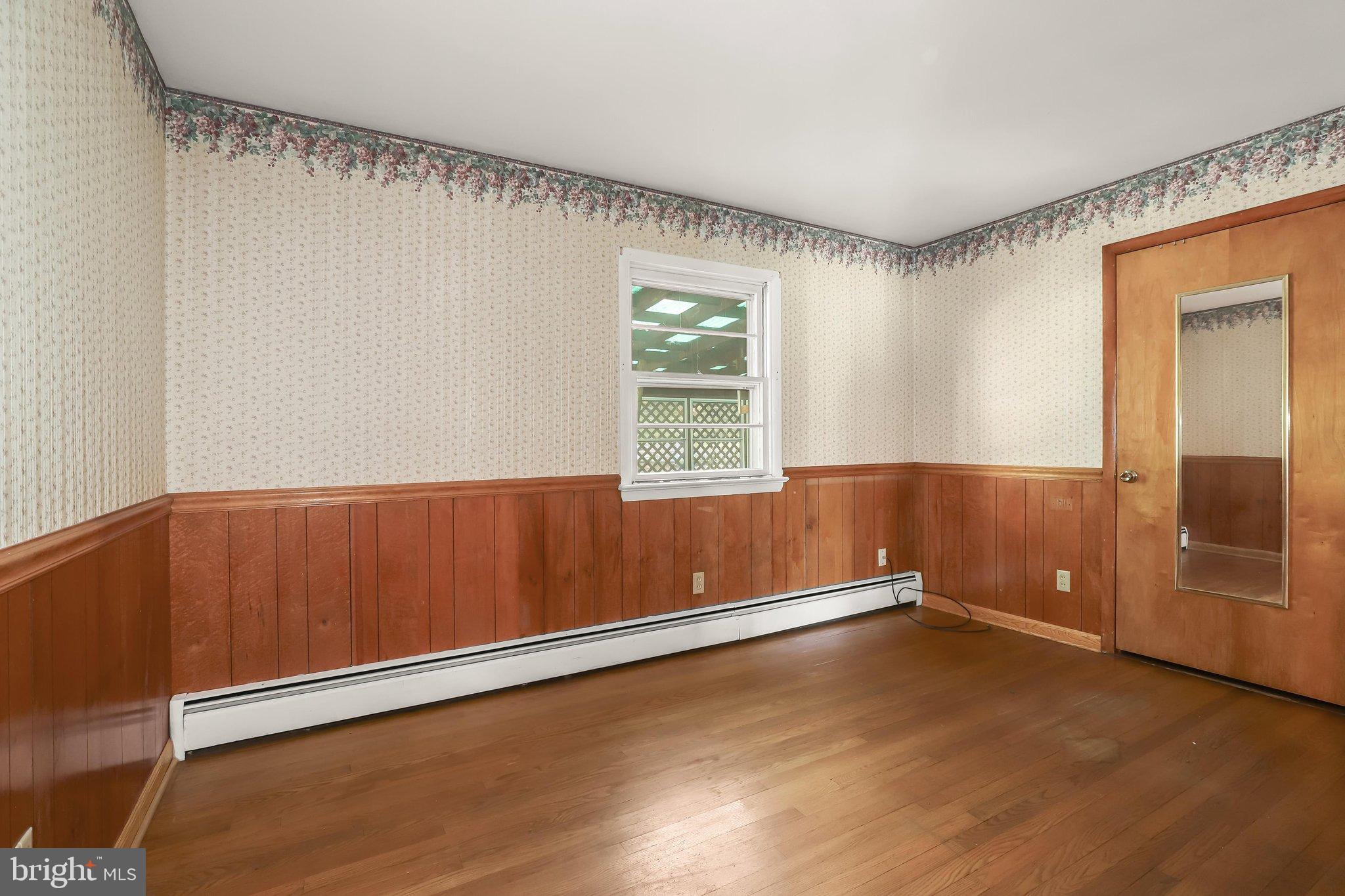 2119 Mayberry Road Westminster, MD 21158 - Photo 14 of 34 Primary bedroom