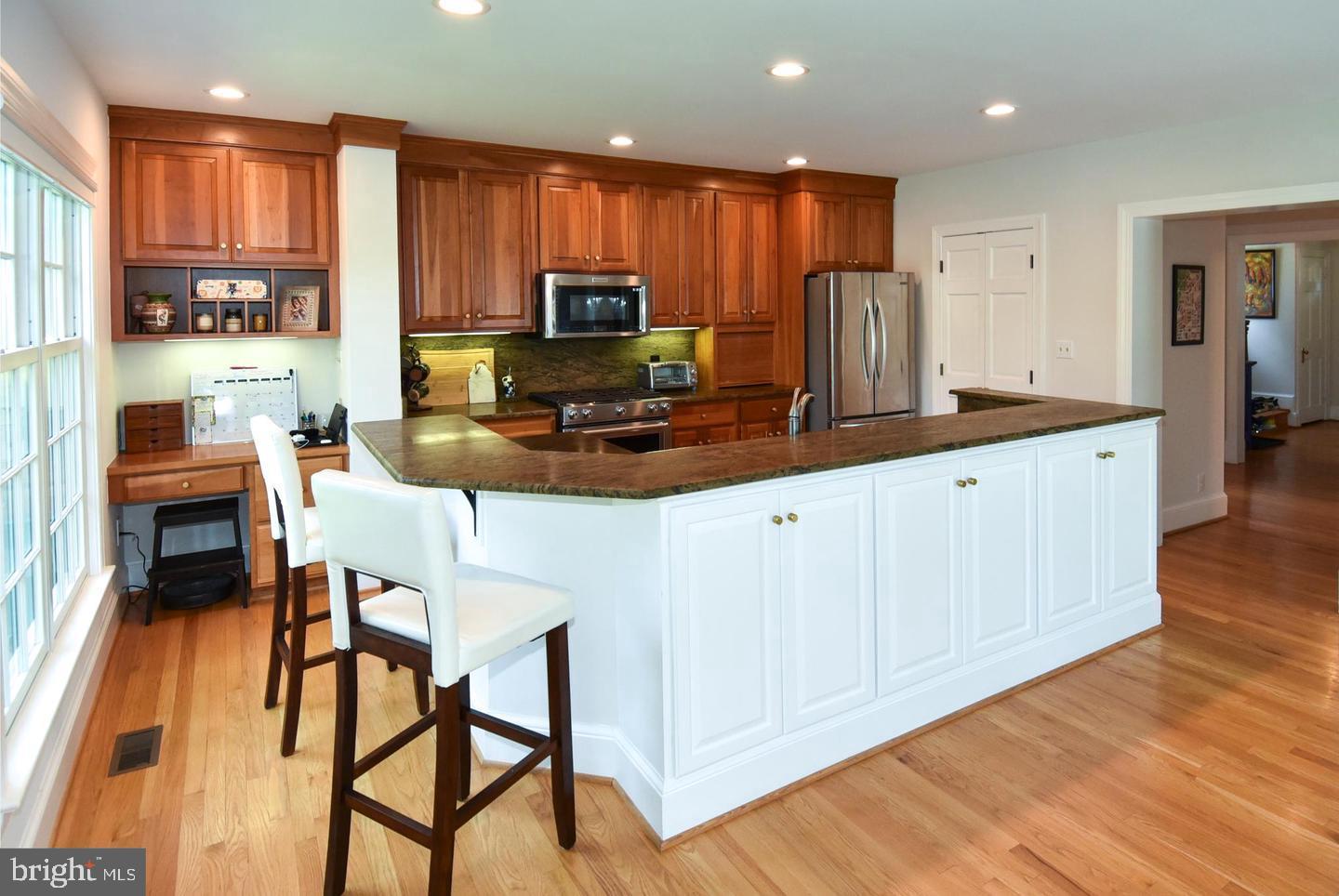 710 West View Terrace Alexandria, VA 22301 - Photo 22 of 58