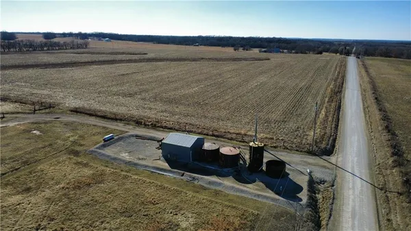 $600,000 | 167th Street, Edgerton, KS 66021