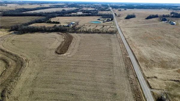 $600,000 | 167th Street, Edgerton, KS 66021