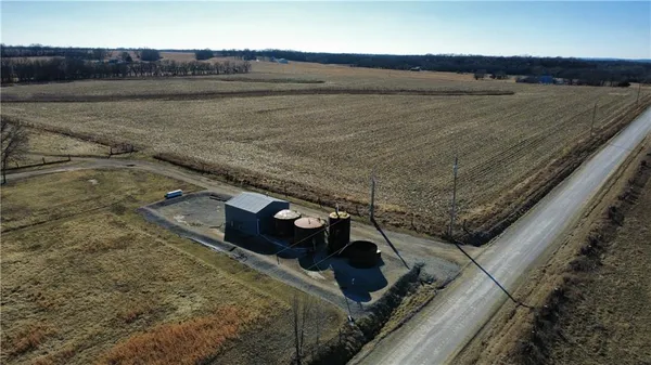 $600,000 | 167th Street, Edgerton, KS 66021