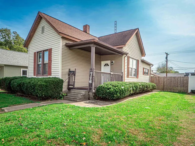 $135,000 | 716 East 5th Street, Mount Vernon, IN 47620