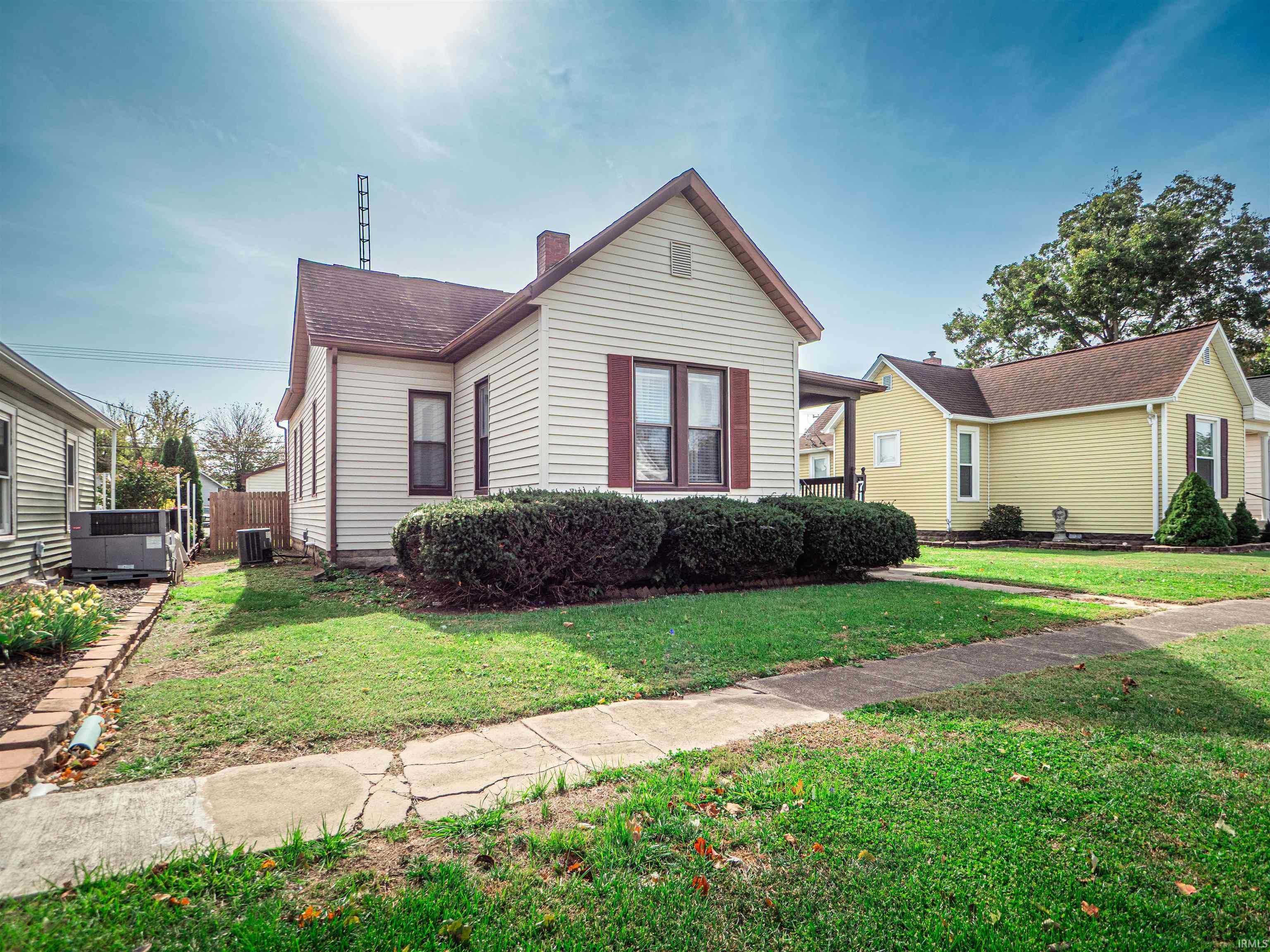 716 East 5th Street Mount Vernon, IN 47620 - Photo 2 of 24