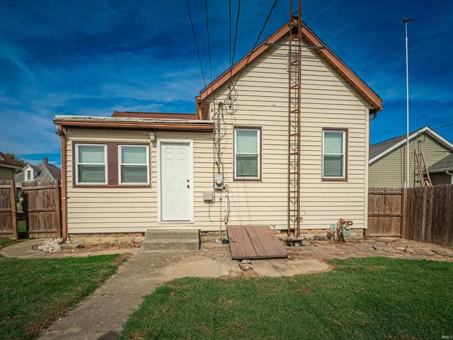 $135,000 | 716 East 5th Street, Mount Vernon, IN 47620