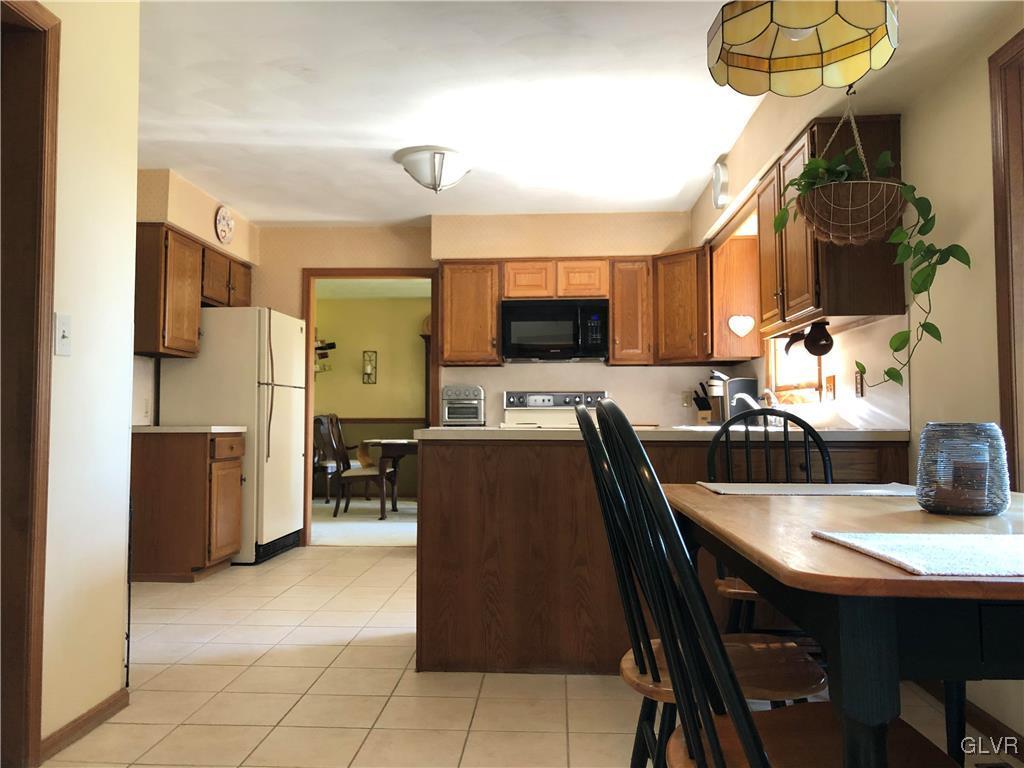 4126 Fawn Trail Road Allentown, PA 18104 - Photo 17 of 32 Gallery Image 17