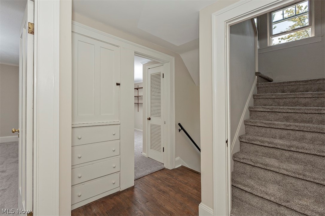 2878 Chadbourne Road Cleveland, OH 44120 - Photo 17 of 35 Gallery Image 17