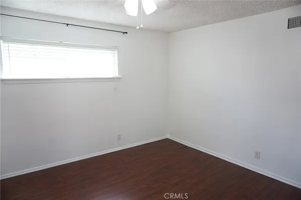 $3,850 | 18243 Superior Street, Northridge, CA 91325
