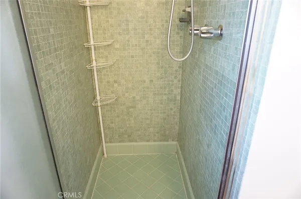 $3,850 | 18243 Superior Street, Northridge, CA 91325