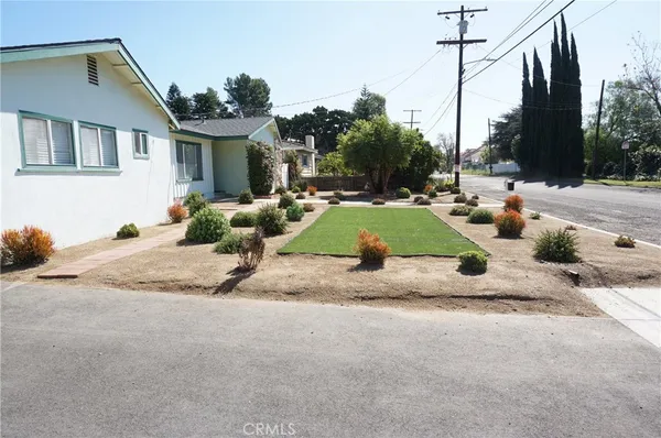 $3,850 | 18243 Superior Street, Northridge, CA 91325