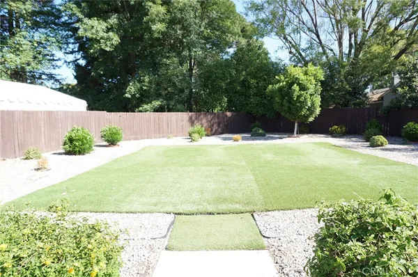 $3,850 | 18243 Superior Street, Northridge, CA 91325