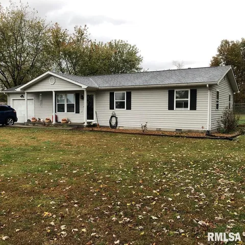 $150,000 | 17018 East Thompson Road, Opdyke, IL 62872