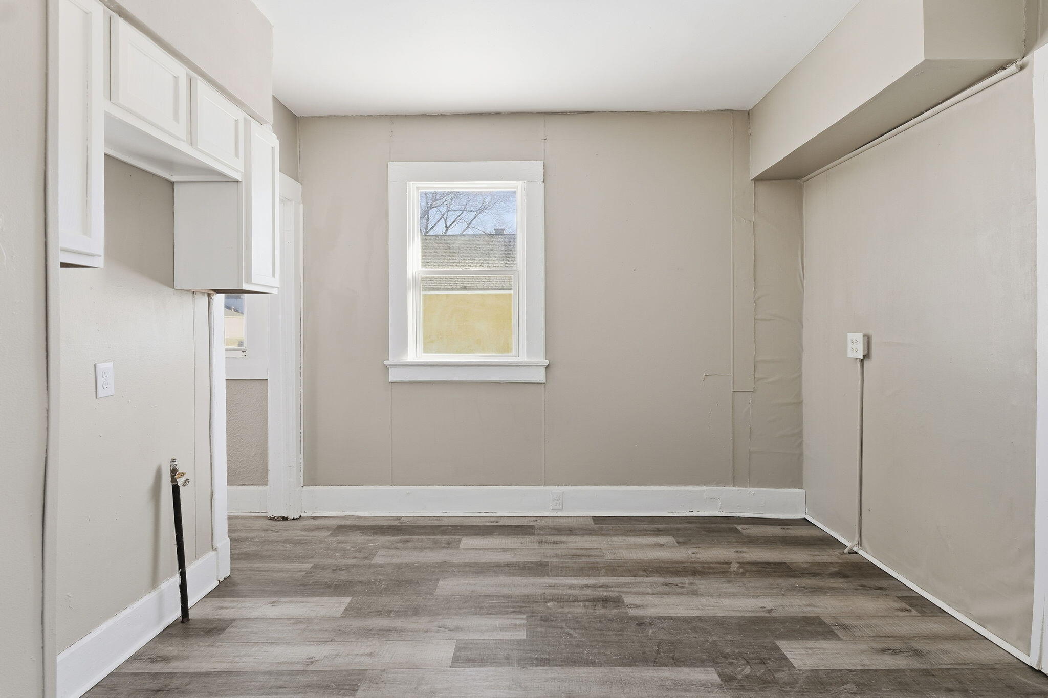 2013 De Koven Avenue Racine, WI 53403 - Photo 4 of 16 6-web-or-mls-_1589010 Alexis Treadway