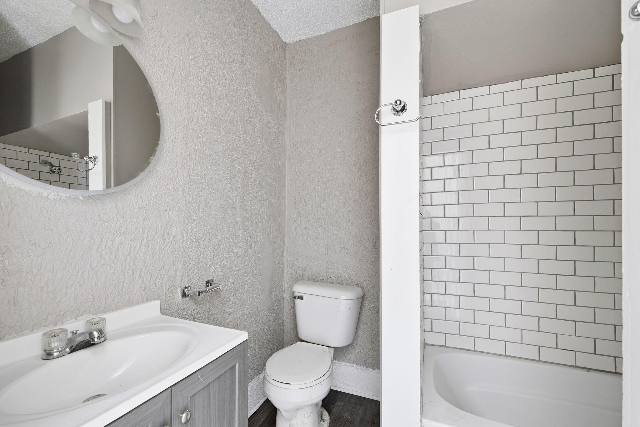 2013 De Koven Avenue Racine, WI 53403 - Photo 5 of 16 10-web-or-mls-_1589013 Alexis Treadway