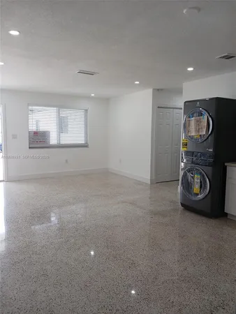 $3,900 | 9228 Southwest 37th Street, Unit 9228, Miami, FL 33165