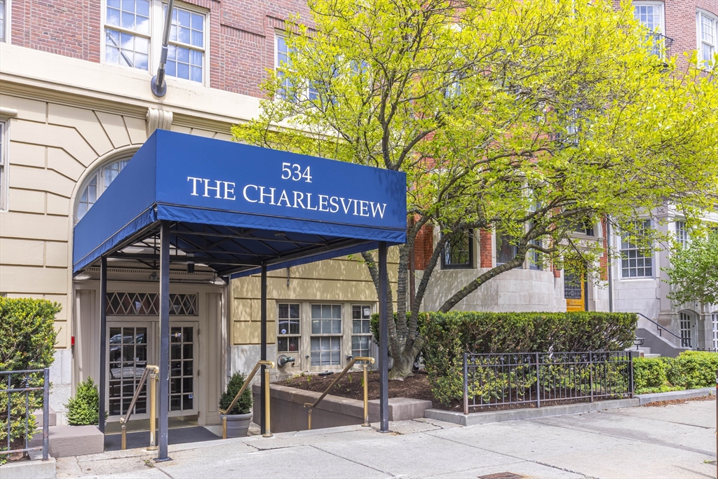 534 Beacon Street, Unit 301 Boston, MA 02215 - Photo 1 of 14