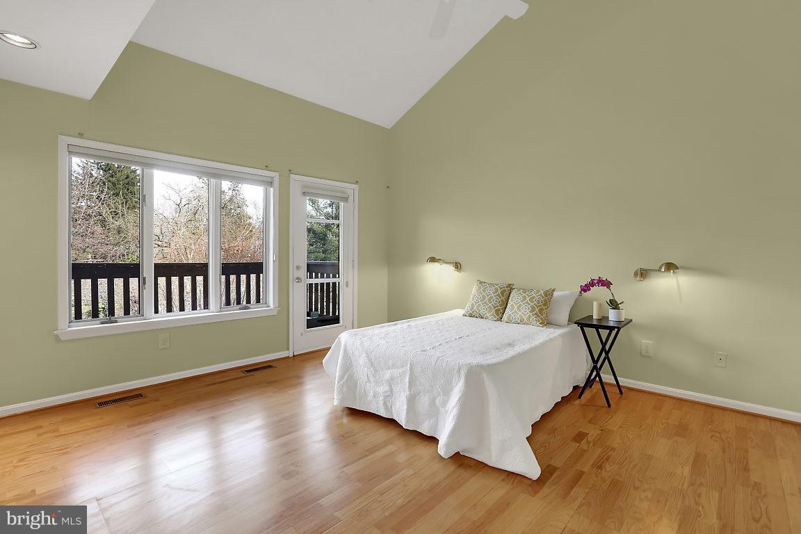 5711 Visitation Way Baltimore, MD 21210 - Photo 13 of 25 a bedroom with a bed and a window