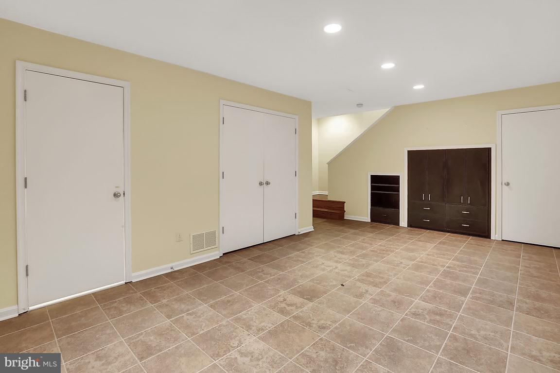 5711 Visitation Way Baltimore, MD 21210 - Photo 22 of 25 a view of an empty room
