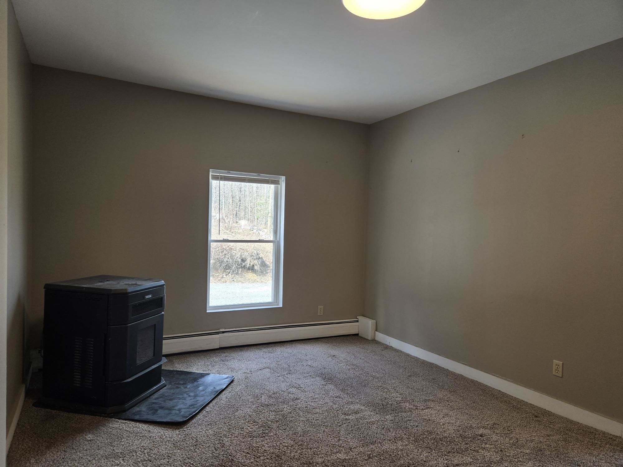 99 Depot Hill Road Henniker, NH 03242 - Photo 11 of 14