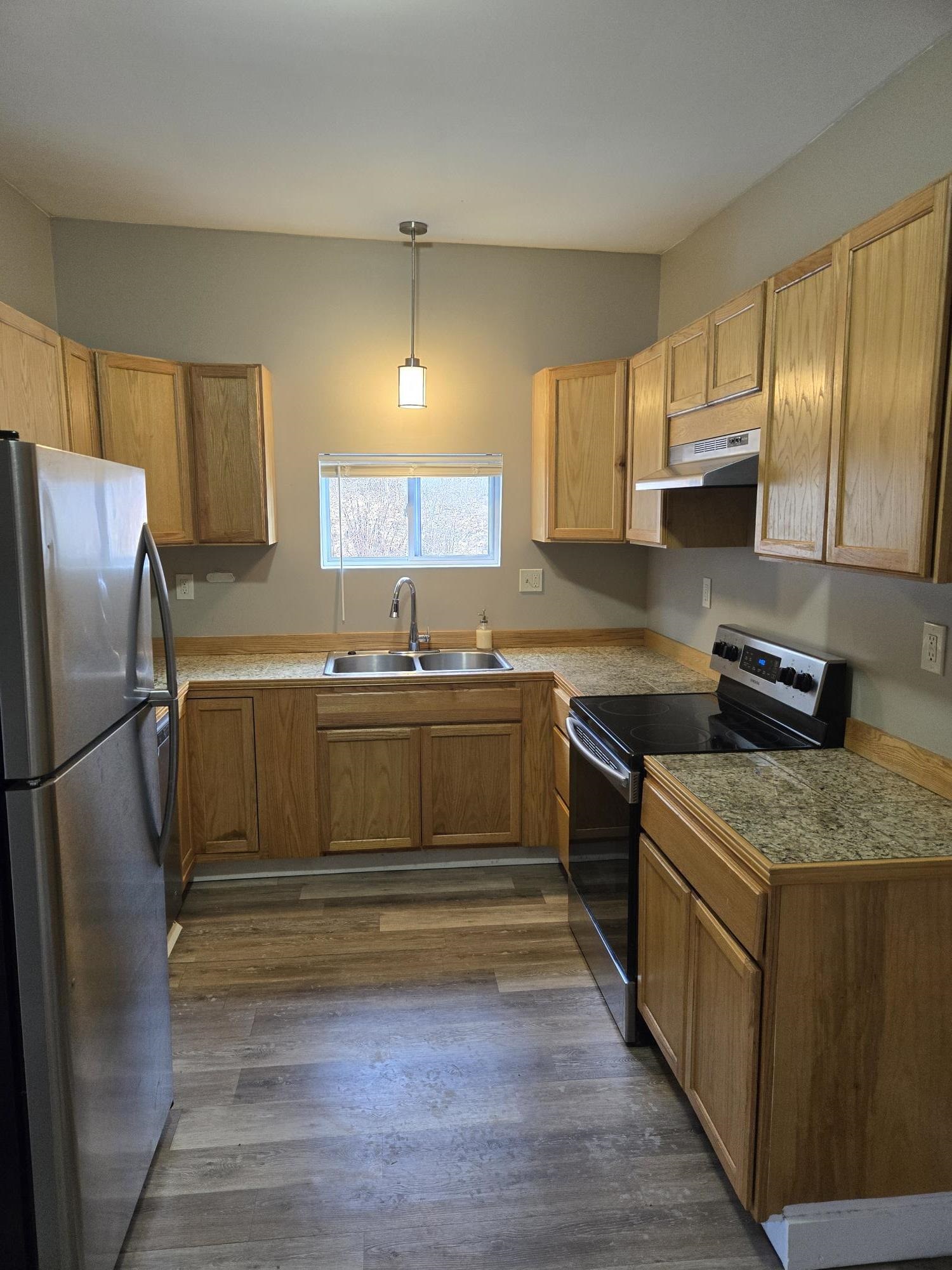 99 Depot Hill Road Henniker, NH 03242 - Photo 4 of 14