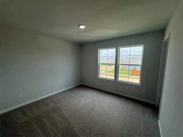 $2,400 | 541 Tall Meadow Drive, Cleburne, TX 76031